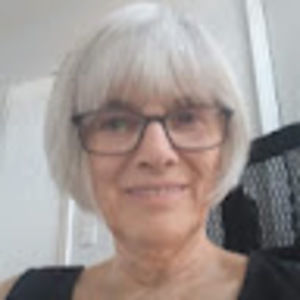 Meet your Posher, Marianne